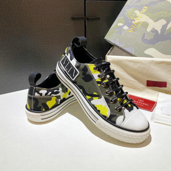 valentino trainers outlet