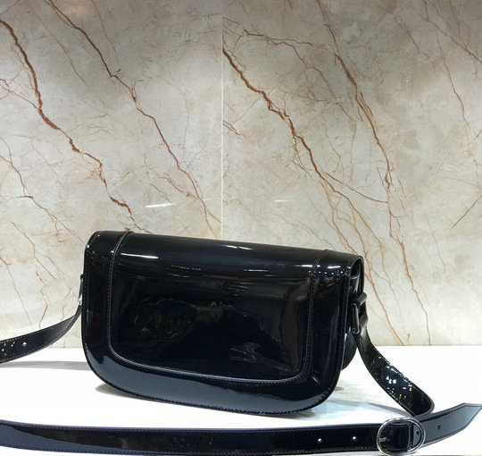2020 Valentino Supervee Shoulder Bag in Black Patent Leather [198604 ...