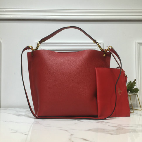 2019 Valentino Vlogo Escape Hobo Bag in Red Leather [0008C] - $283.88 ...